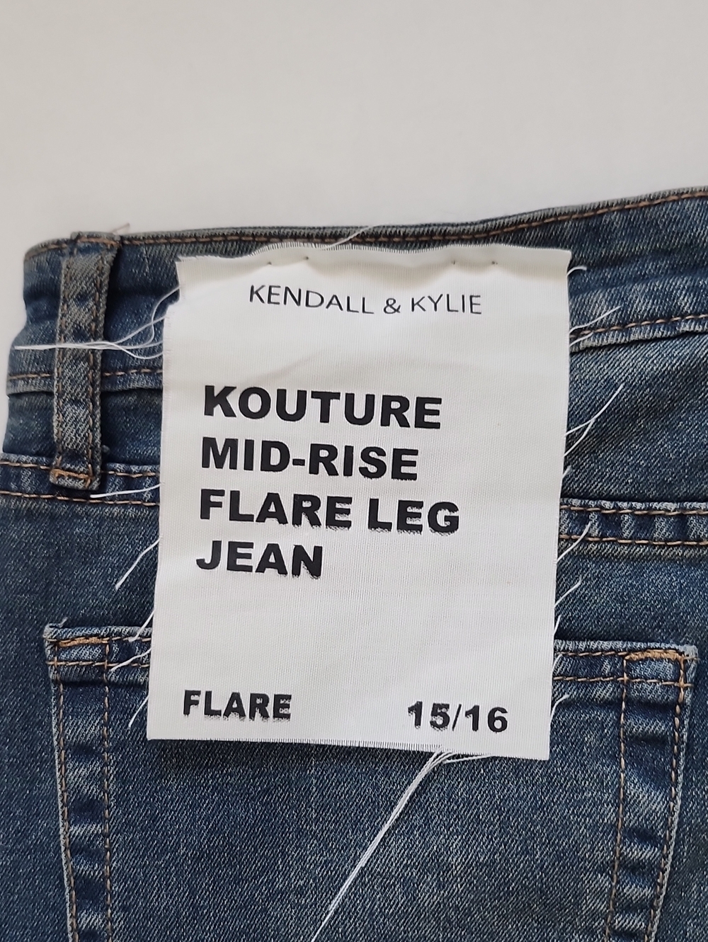 NWT Kendall & Kylie High Rise Flare Jeans Size 9/10 (Read Tag Notes) - Picture 9 of 16